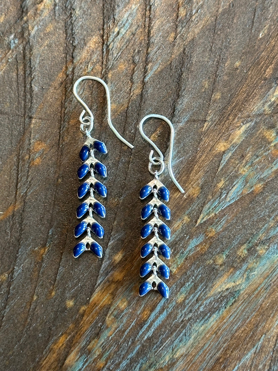 Navy on Silver Ivy Earrings