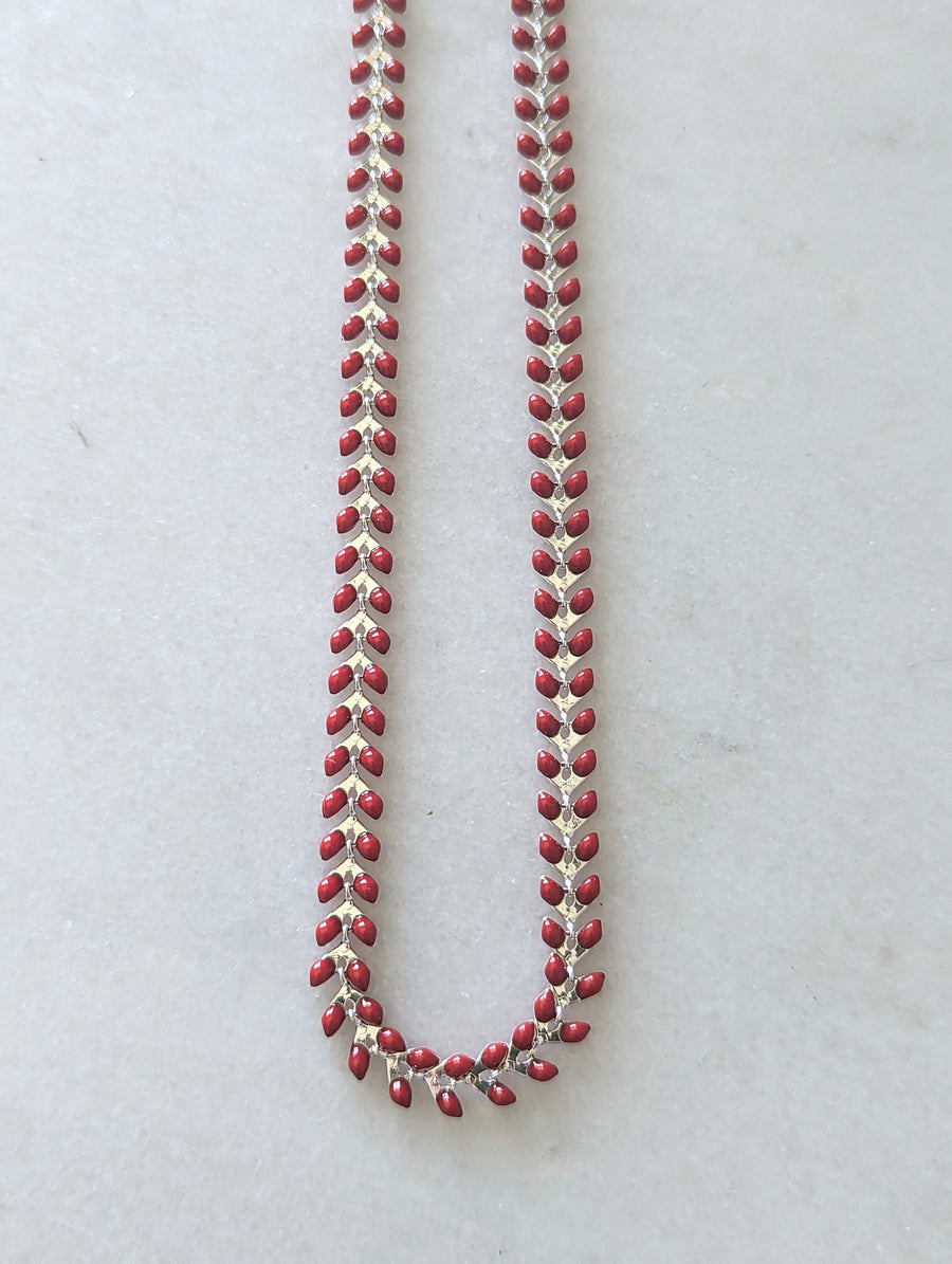 Red silver ivy necklace