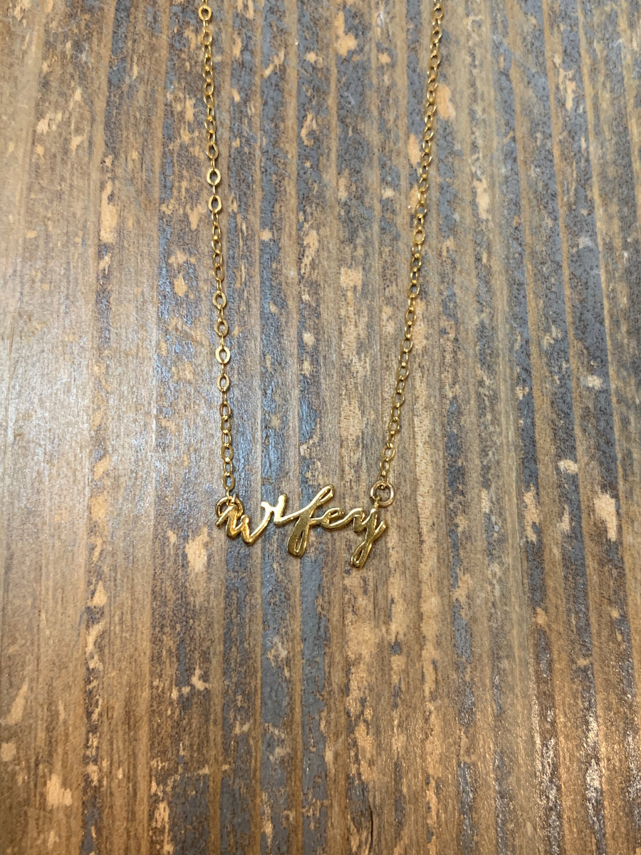 Gold wifey necklace