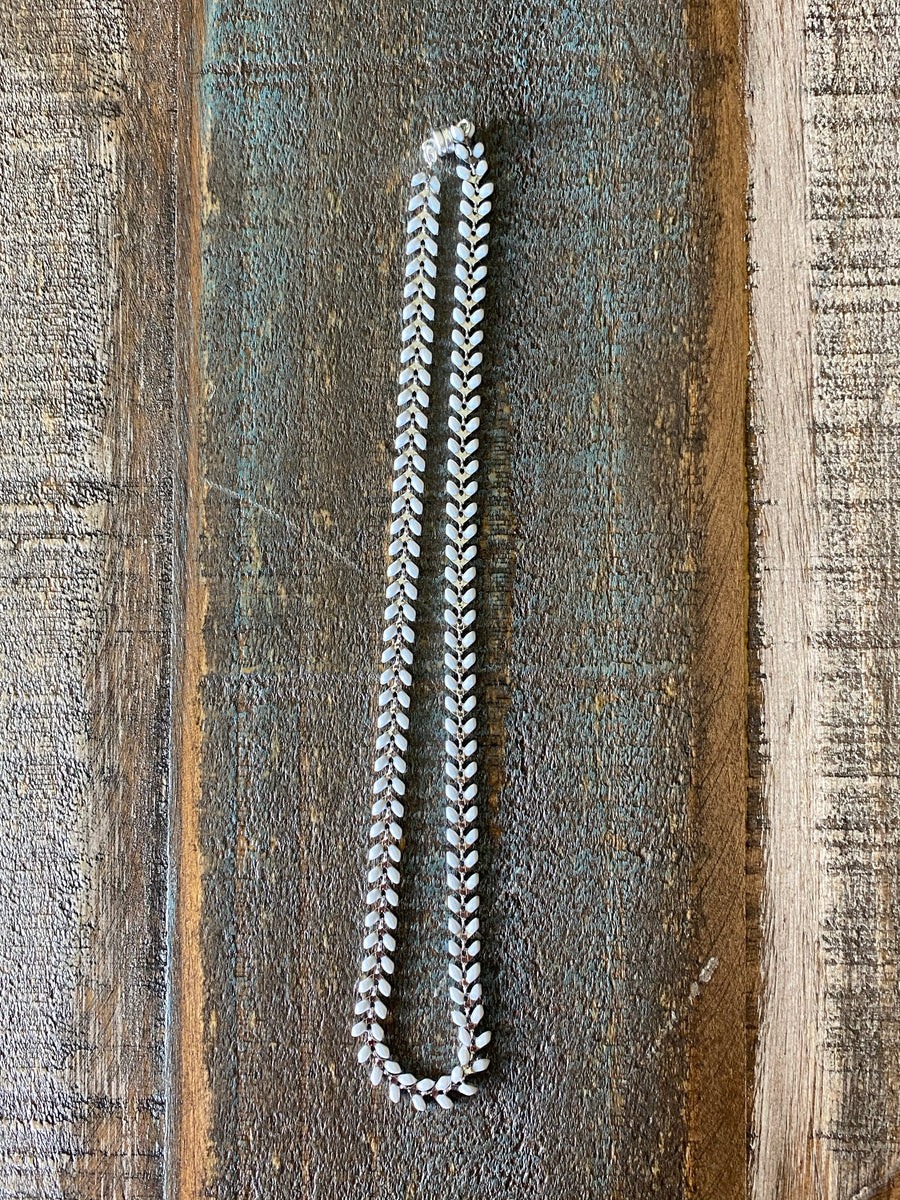 Silver & white ivy necklace