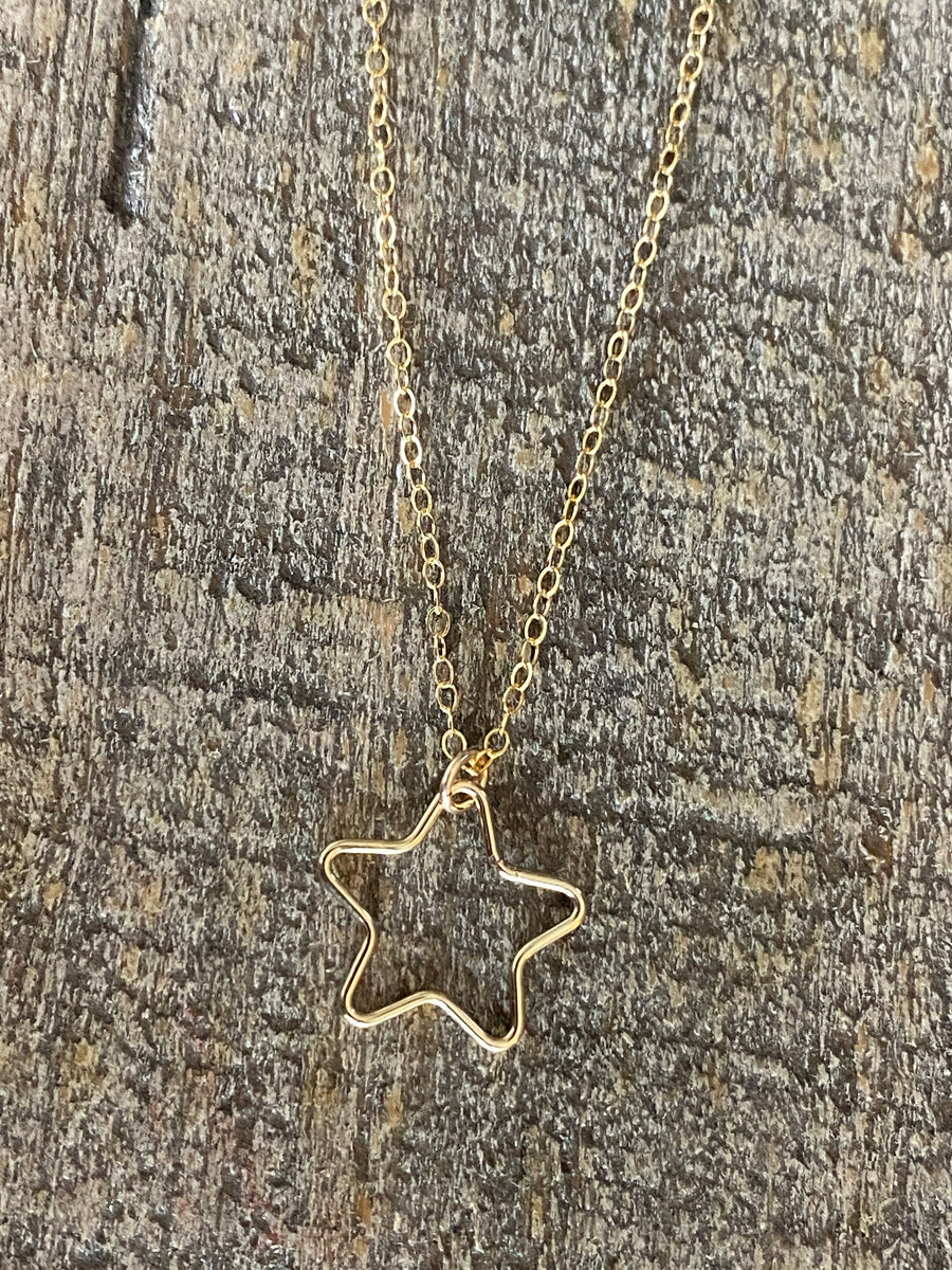 Gold small Star Necklace