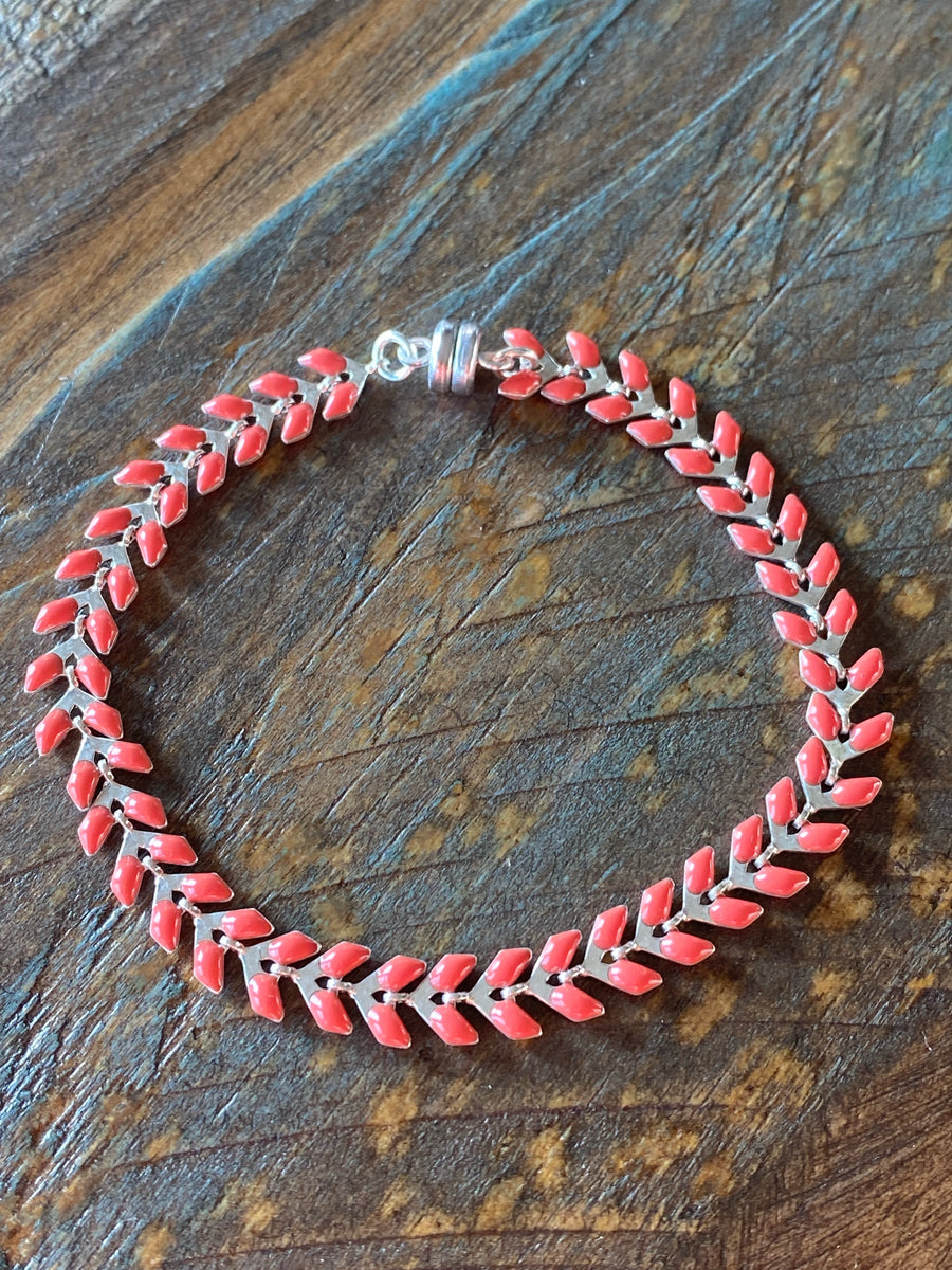 Regular Coral Silver Ivy Bracelet