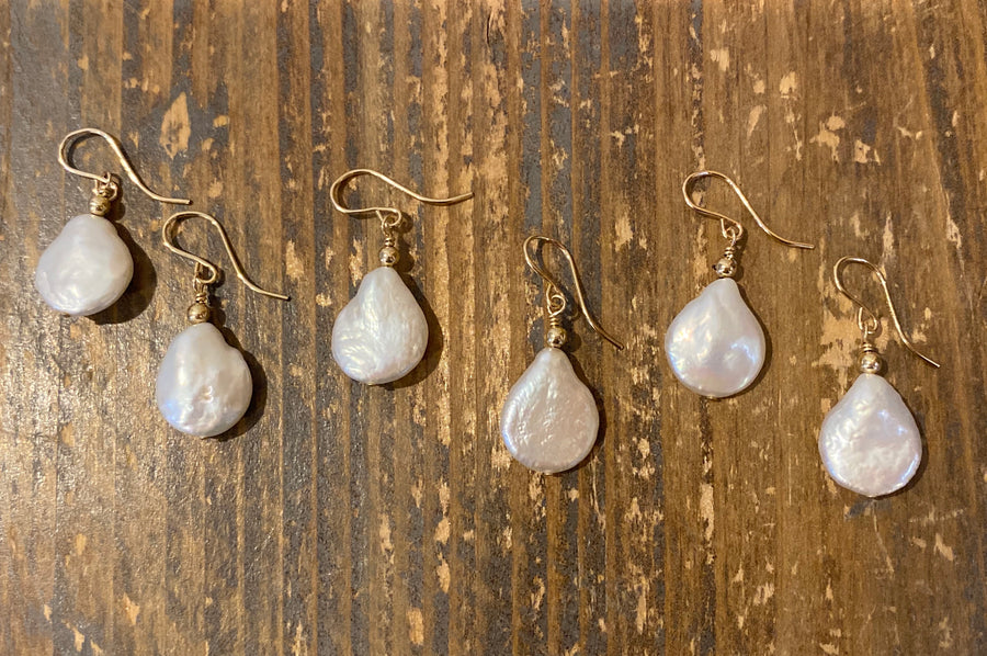 Freshwater pearl teardrop gold earrings