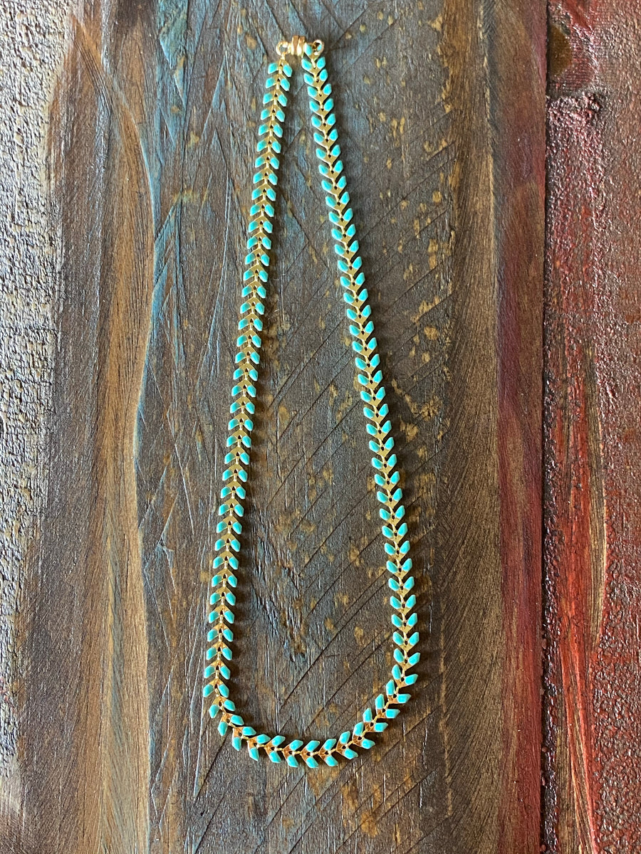 Gold mint ivy choker necklace