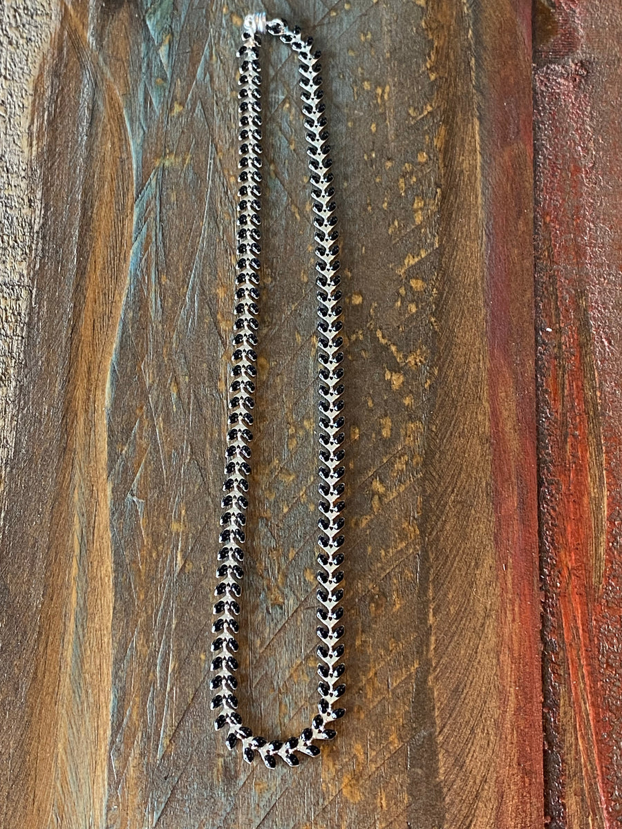 Silver Black Ivy Necklace